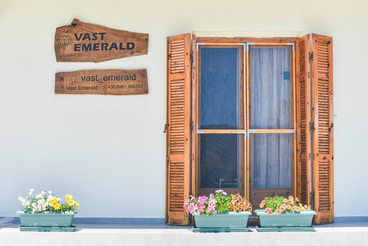 Vast Emerald, The Only House In Kavourotrypes Сарти Екстериор снимка
